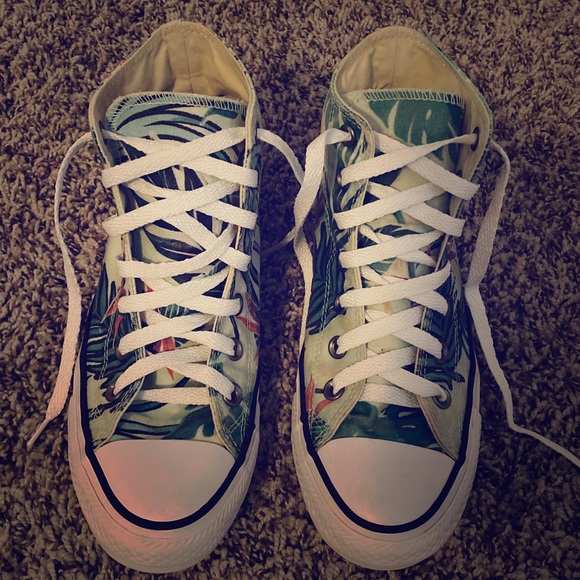 Chuck Taylor Converse All Star Flowery High Tops - Picture 1 of 7